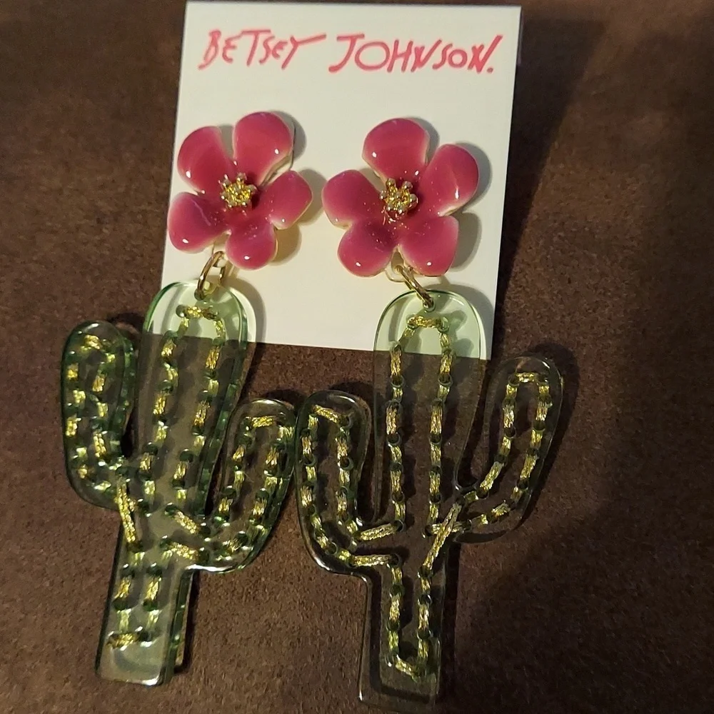 Betsey Johnson Cactus Earrings - Picture 1 of 2